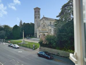 Photo 4- click for photo gallery